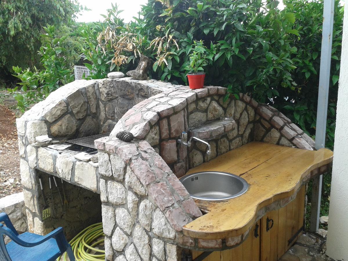 Holiday Home Free Your Mind Dobra Voda Ngoại thất bức ảnh